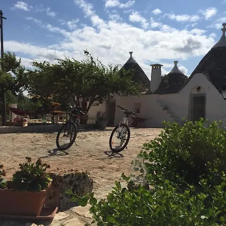 Chateaux Des Trulli San Michele Salentino Buitenkant foto